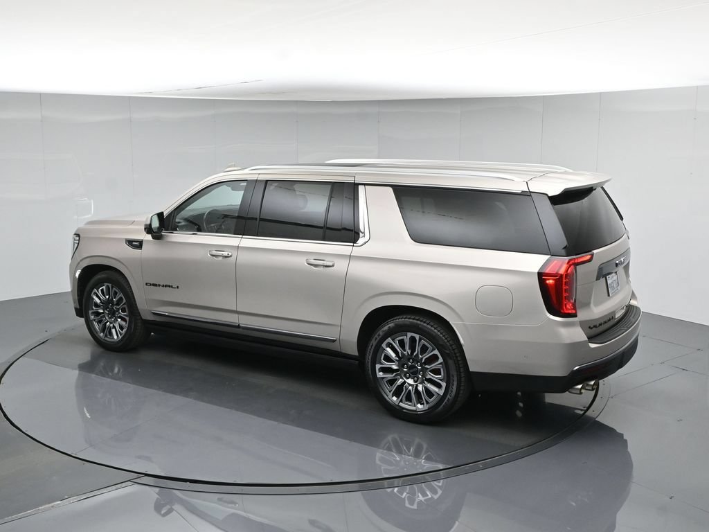 Used 2023 GMC Yukon XL Denali Ultimate AWD/4WD image 50