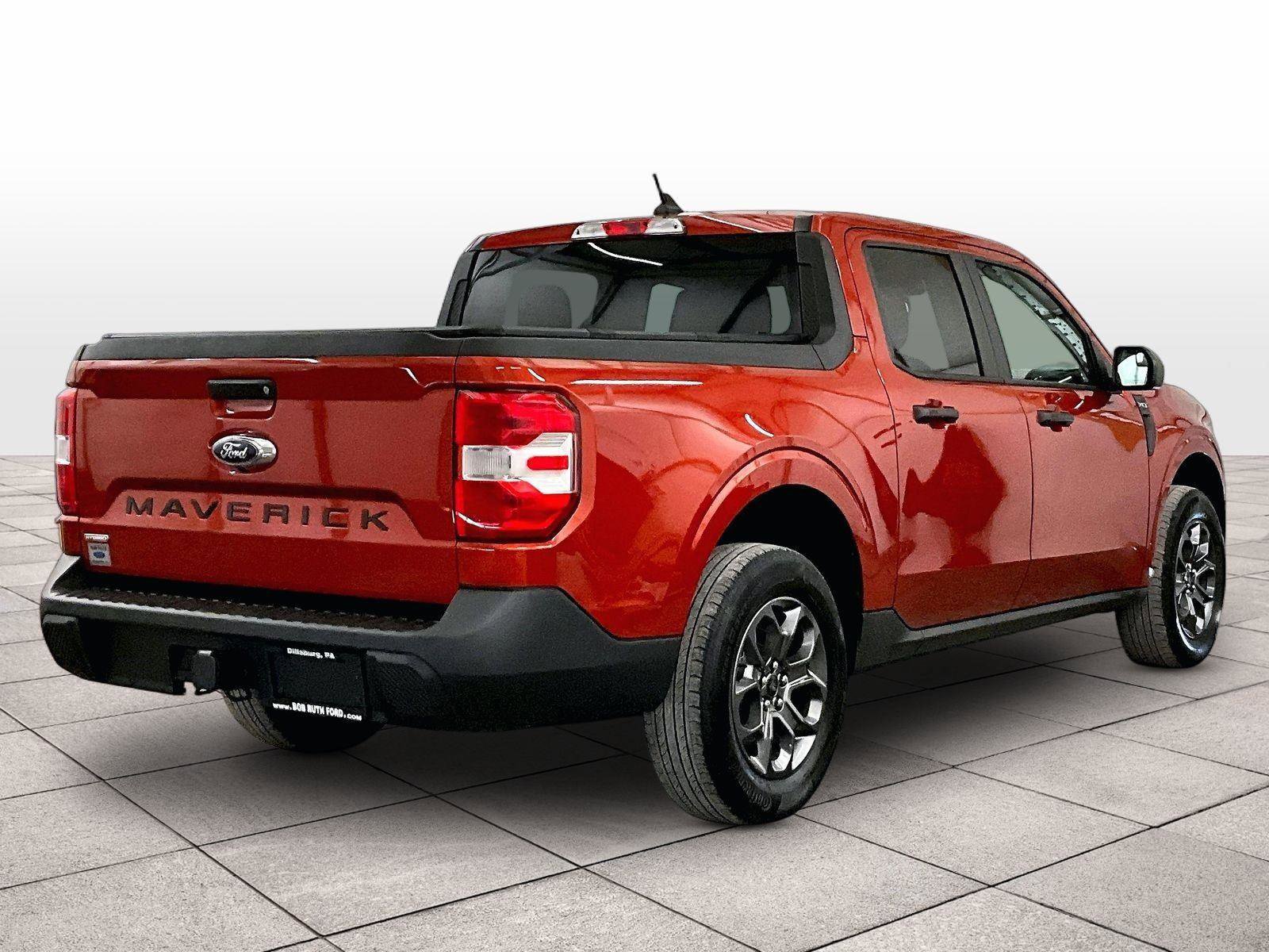 Certified 2022 Ford Maverick XLT FWD image 11