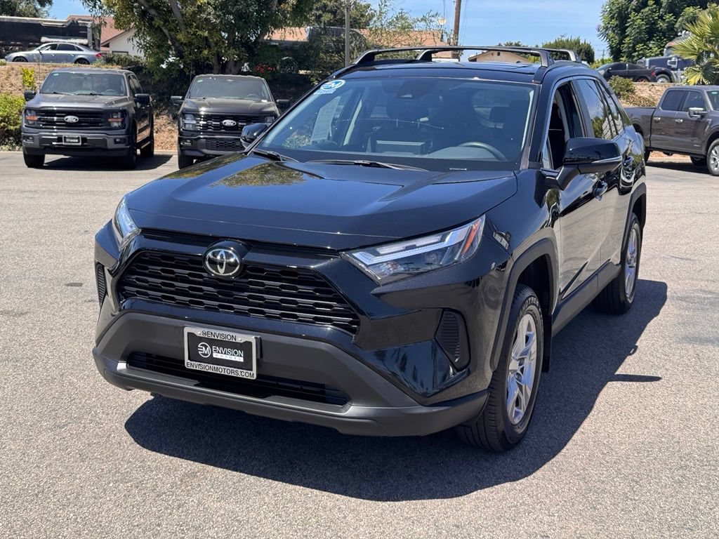 Used 2025 Toyota RAV4 XLE FWD image 7