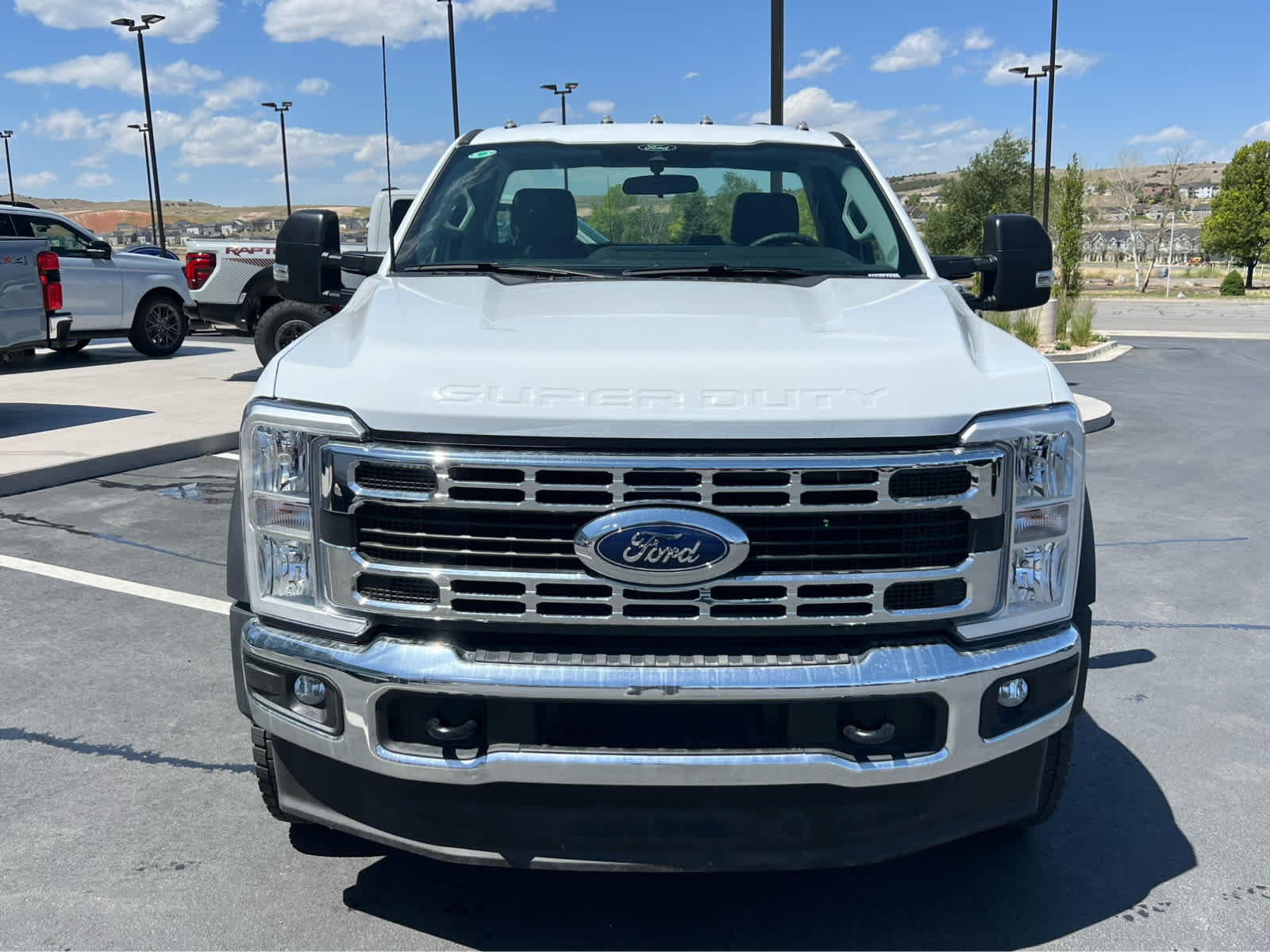 Certified 2026 Ford F550 4x4 Regular Cab Super Duty w/ XL Chrome Package image 3
