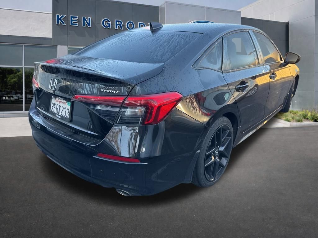 Used 2023 Honda Civic Sport image 2