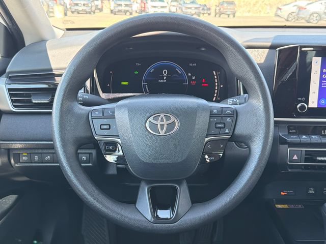Used 2025 Toyota Camry LE FWD image 21