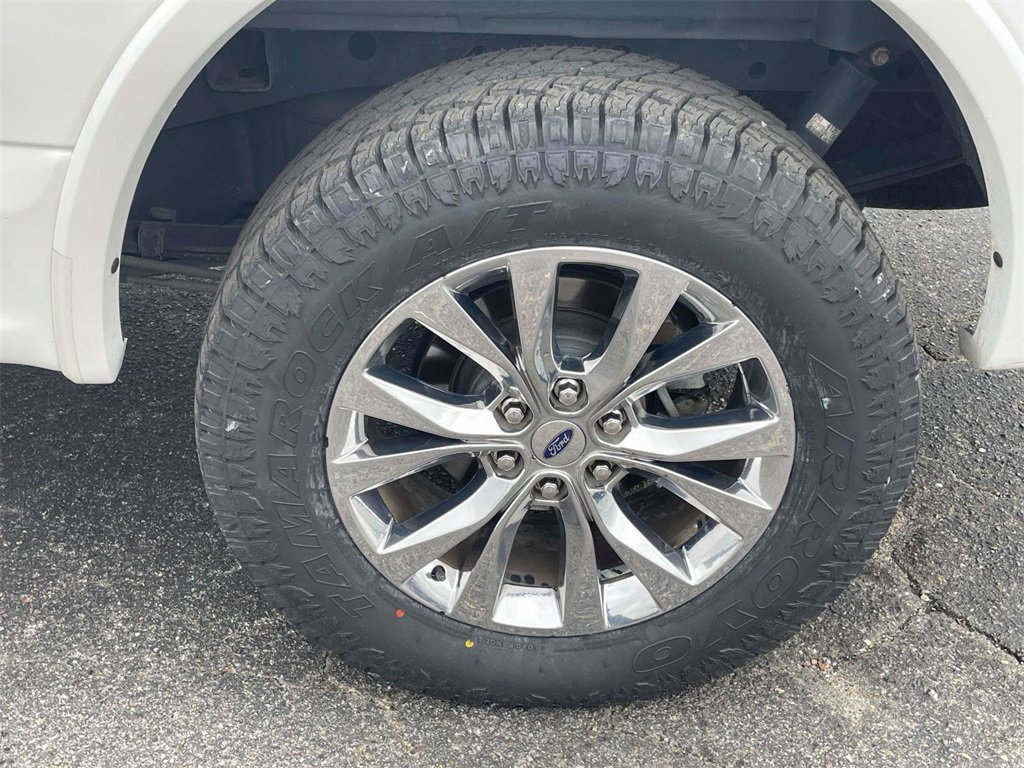 Certified 2017 Ford F150 Lariat w/ Equipment Group 502A Luxury image 9