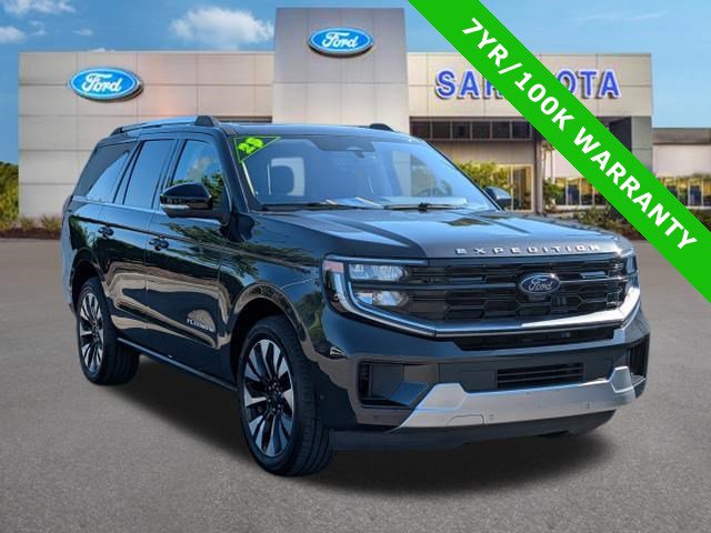 Certified 2025 Ford Expedition Platinum w/ Driver's Package