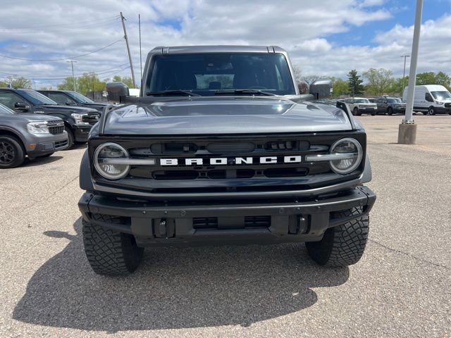 Certified 2022 Ford Bronco Outer Banks w/ Sasquatch Package AWD/4WD image 2