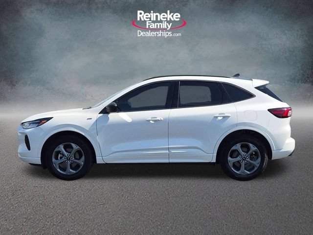 Certified 2024 Ford Escape ST-Line w/ Tech Pack #1 AWD/4WD image 9