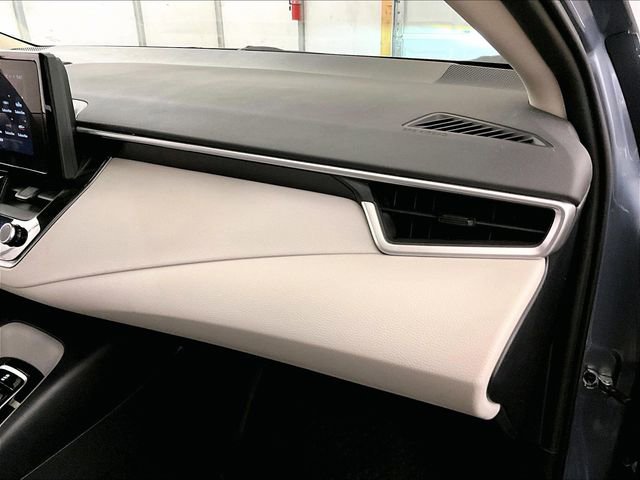 Used 2023 Toyota Corolla LE FWD image 15