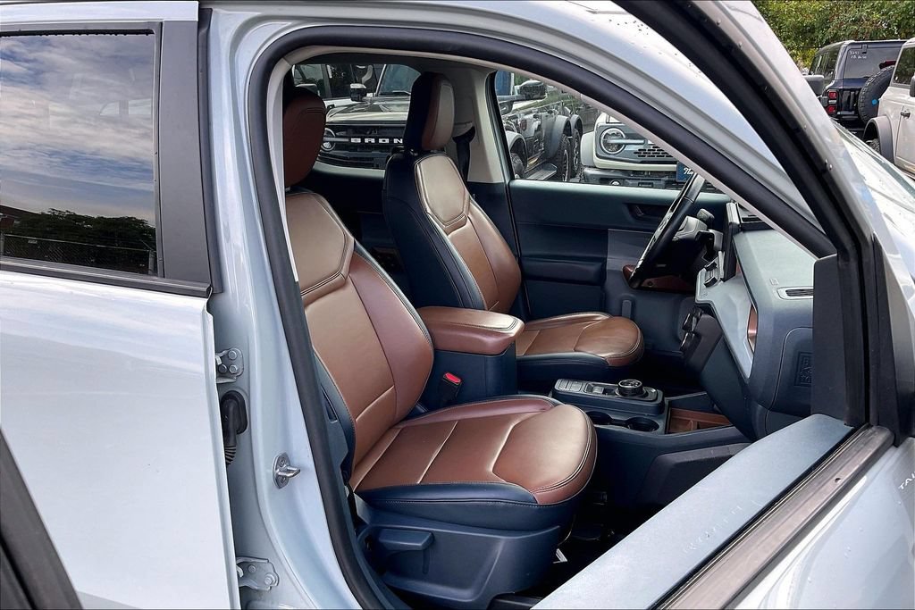 Certified 2022 Ford Maverick Lariat w/ Lariat Luxury Package FWD image 6