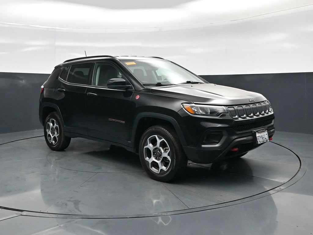 Used 2022 Jeep Compass Trailhawk AWD/4WD image 17