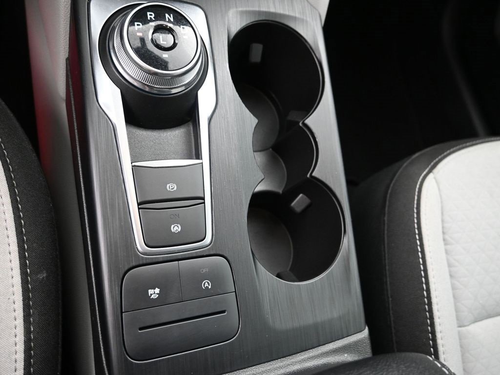 Certified 2025 Ford Escape Active image 32