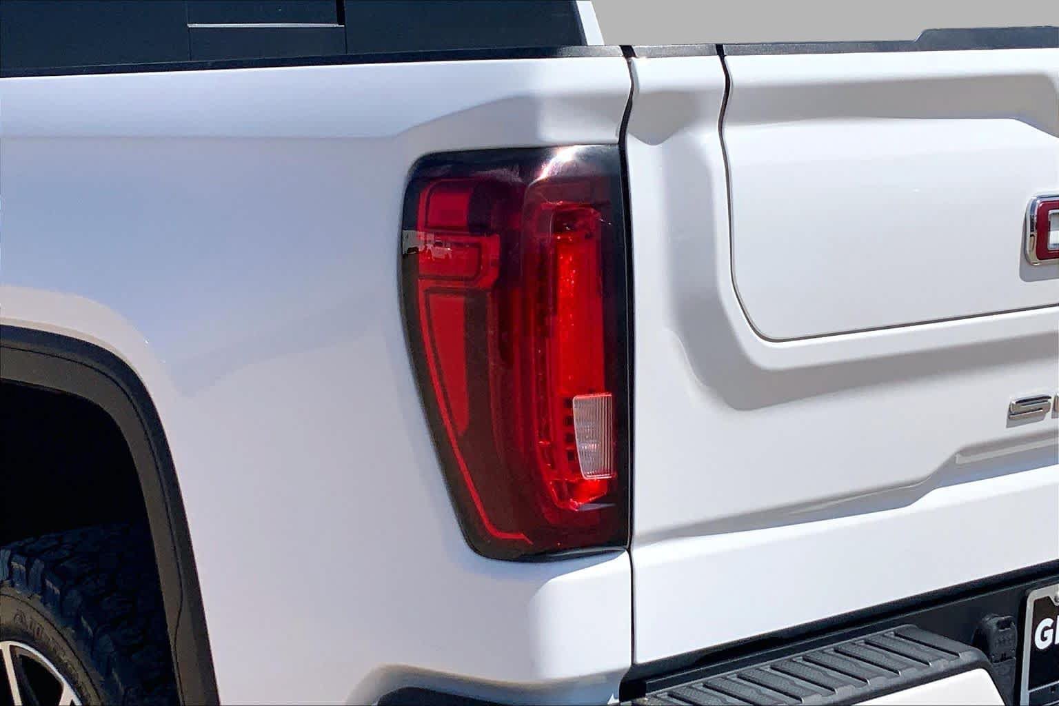 Used 2021 GMC Sierra 1500 AT4 w/ AT4 Preferred Package AWD/4WD image 29