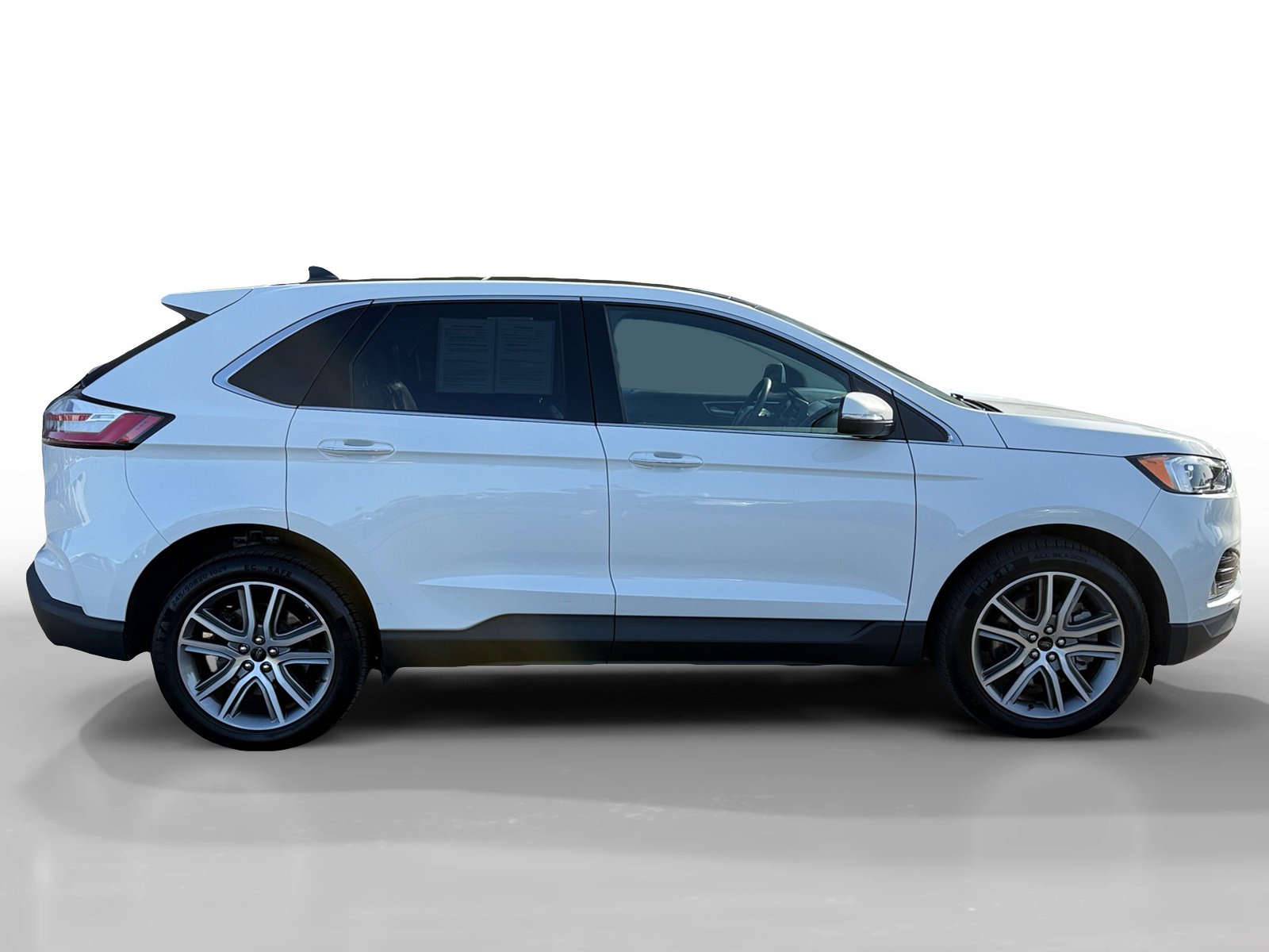 Certified 2023 Ford Edge Titanium w/ Class II Trailer Tow Package image 6