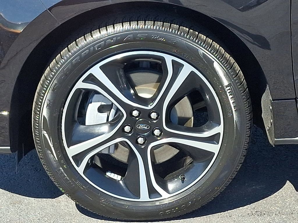 Certified 2023 Ford Edge ST w/ Cargo Accessory Package image 8