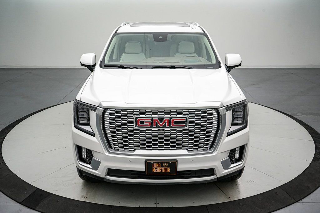 Used 2024 GMC Yukon XL Denali w/ Denali Reserve Package image 9