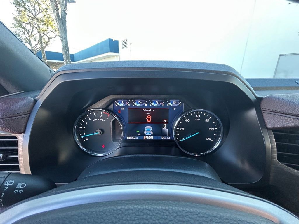 Certified 2022 Ford Expedition Limited image 40