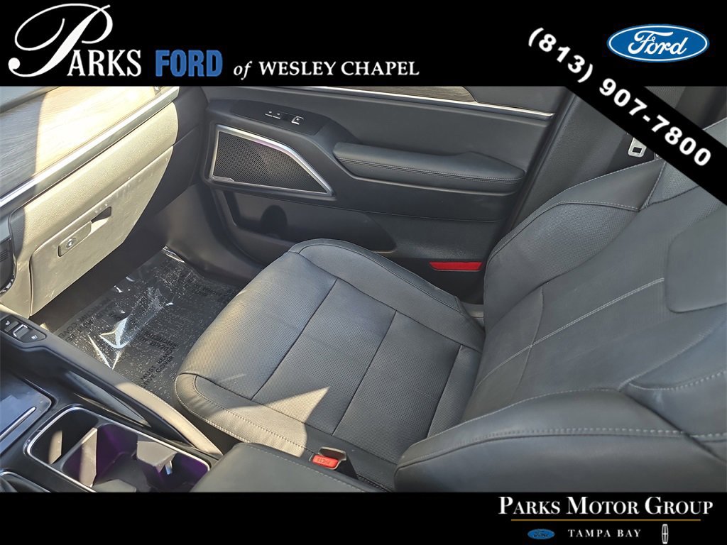Used 2022 Kia Telluride SX w/ Nightfall Edition Package image 14