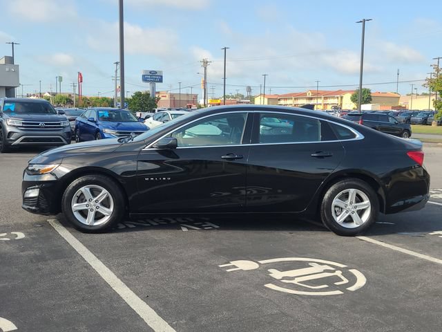 Used 2025 Chevrolet Malibu LT FWD image 8