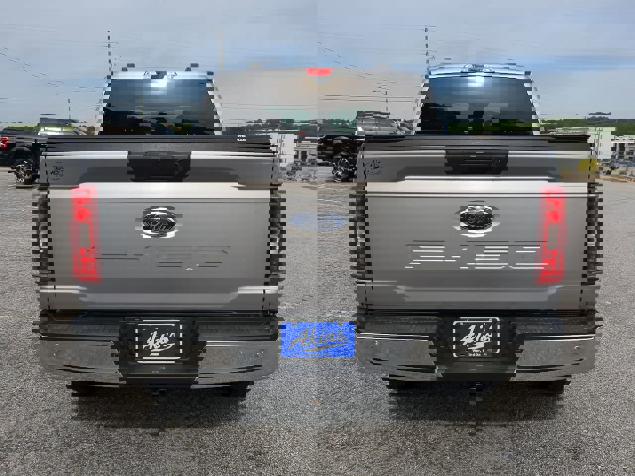 Certified 2022 Ford F150 XLT w/ Trailer Tow Package image 3