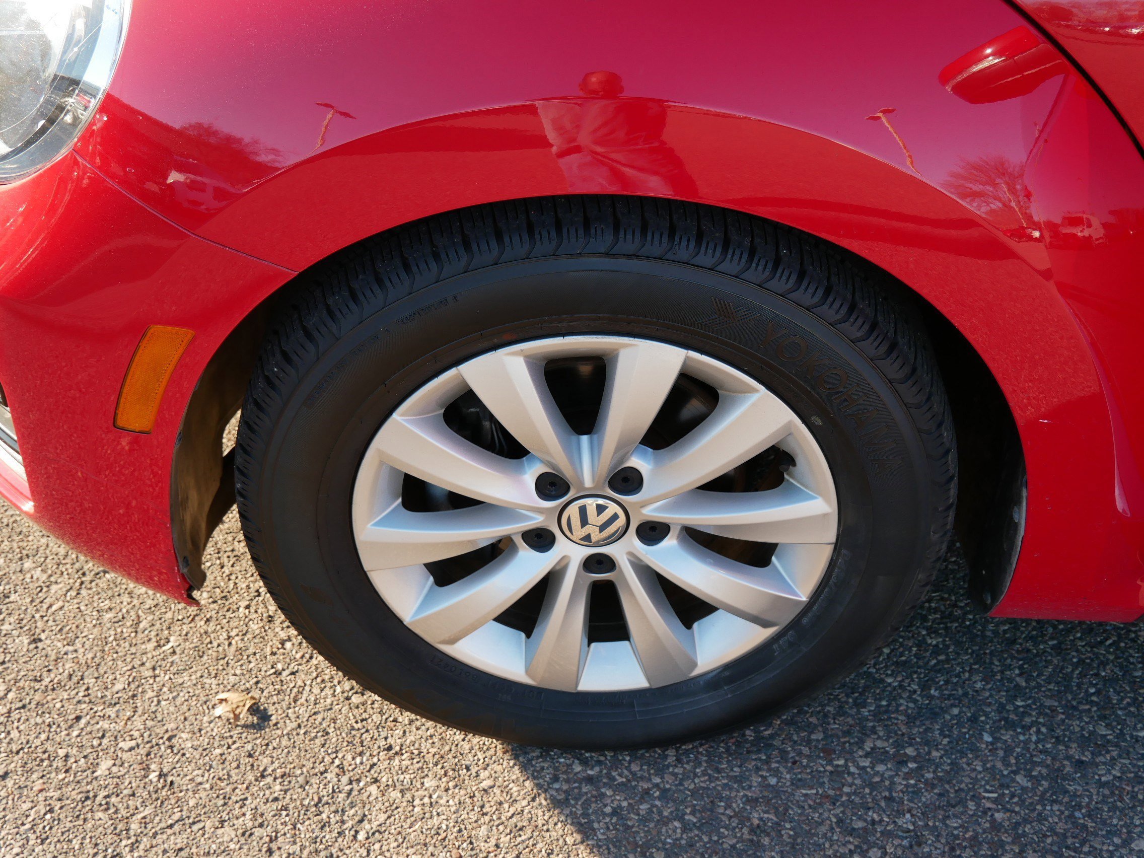 Used 2019 Volkswagen Beetle 2.0T Final Edition SEL image 15