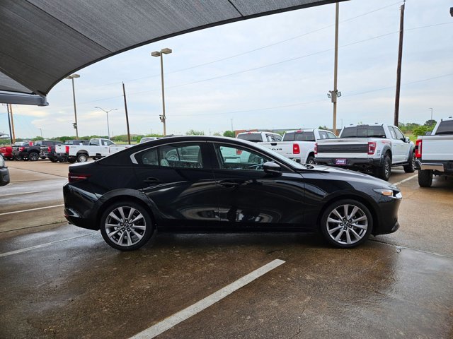 Used 2019 MAZDA MAZDA3 Sedan w/ Preferred Package image 2