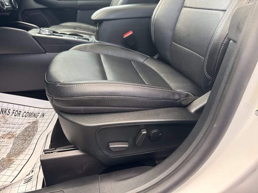 Certified 2022 Ford Escape SEL w/ Technology Package image 14