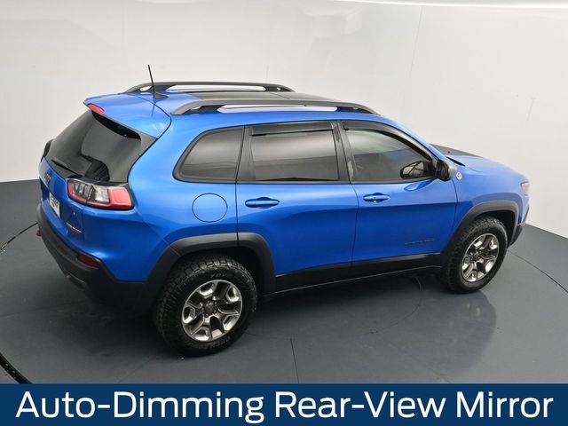 Used 2019 Jeep Cherokee Trailhawk w/ Comfort/Convenience Group AWD/4WD image 27