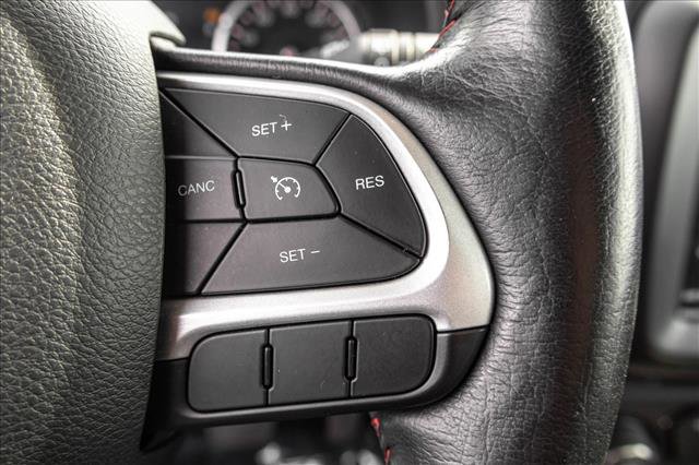 Used 2019 Jeep Renegade Trailhawk AWD/4WD image 17