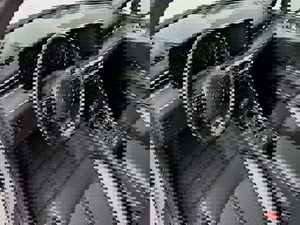 Used 2021 Kia K5 GT-Line image 9