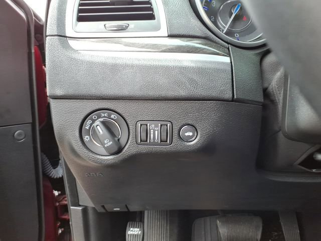 Used 2021 Chrysler 300 Touring L image 19