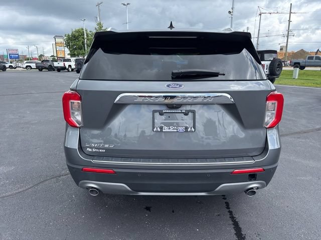 Certified 2024 Ford Explorer Limited RWD image 8