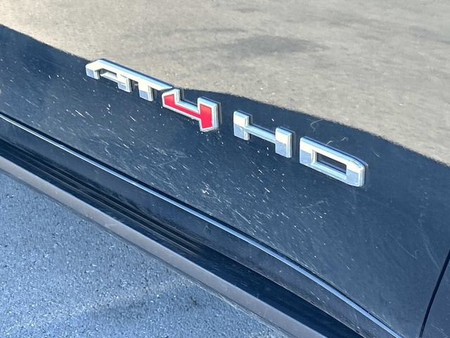 Used 2024 GMC Sierra 2500 AT4 w/ AT4 Premium Plus Package AWD/4WD image 9
