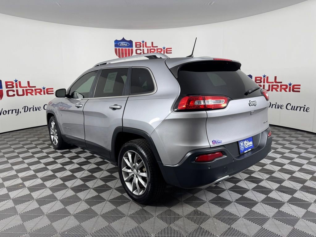 Used 2018 Jeep Cherokee Limited FWD image 3