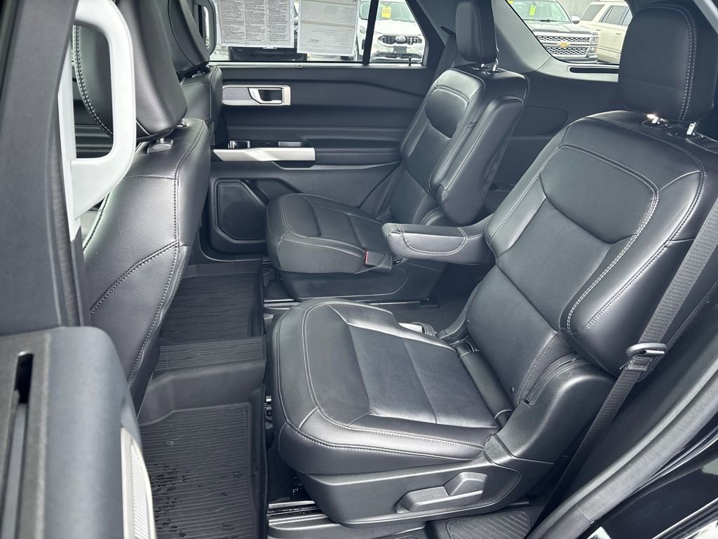 Certified 2023 Ford Explorer Limited w/ Equipment Group 301A image 22