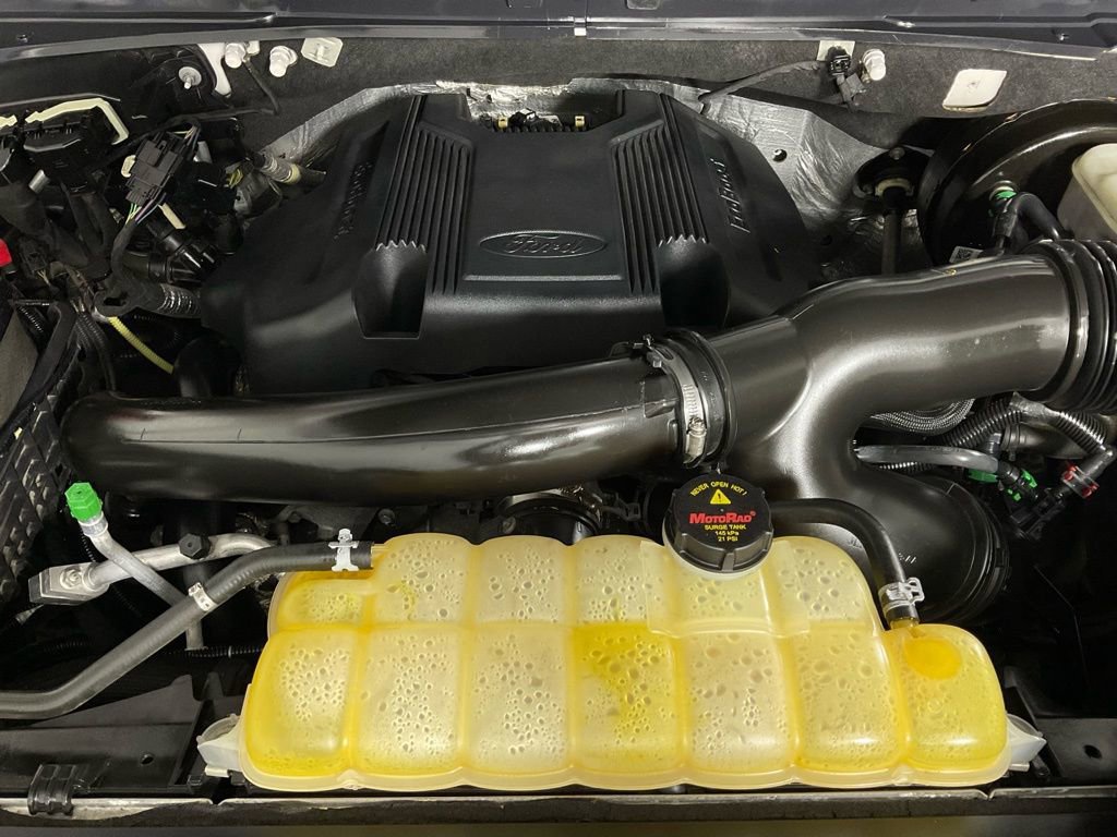 Certified 2018 Ford Expedition Limited w/ Equipment Group 301A image 9