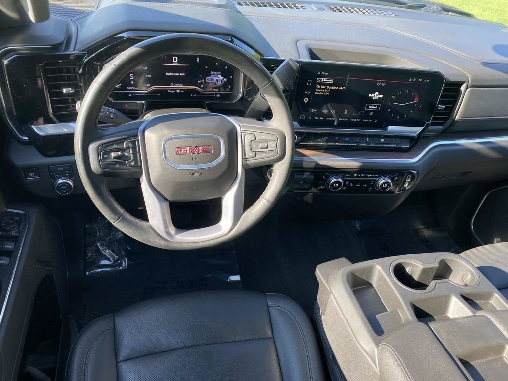 Used 2025 GMC Sierra 1500 SLT AWD/4WD image 18