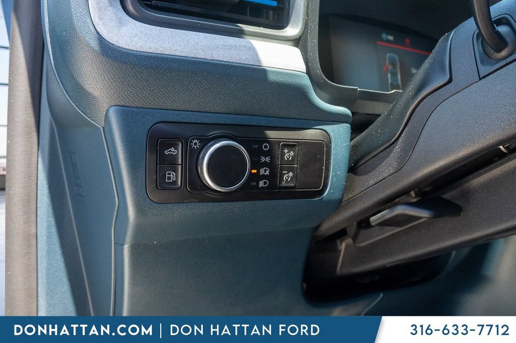Certified 2025 Ford Maverick XLT FWD image 17