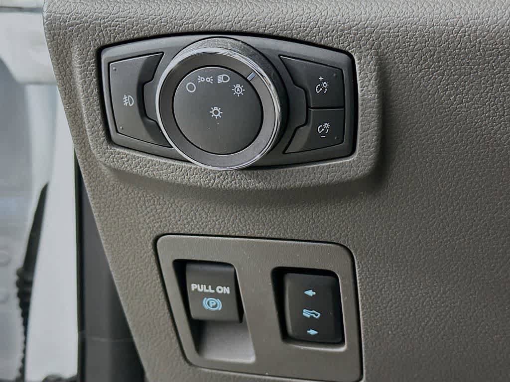 Certified 2019 Ford Expedition Max XLT w/ Equipment Group 202A AWD/4WD image 27