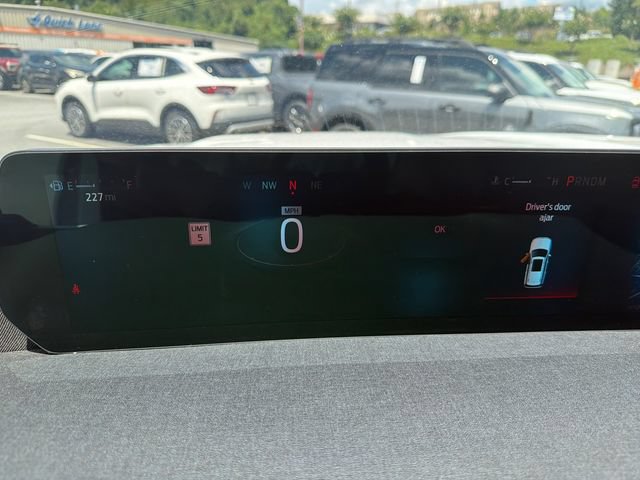 Certified 2025 Ford Expedition Max Active RWD image 30