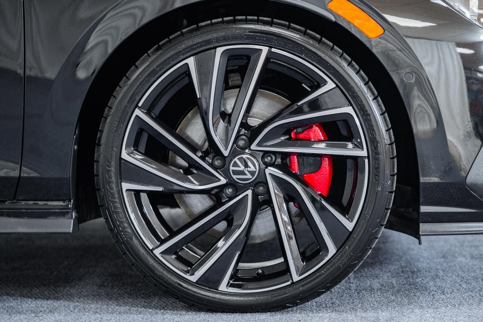 Used 2024 Volkswagen GTI Autobahn image 13