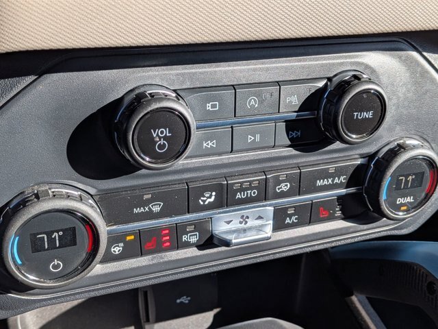 Certified 2023 Ford Bronco Wildtrak AWD/4WD image 22