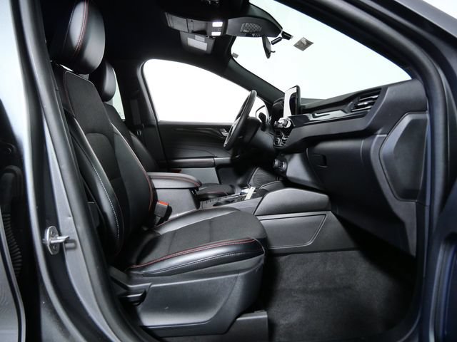Certified 2025 Ford Escape ST-Line AWD/4WD image 37