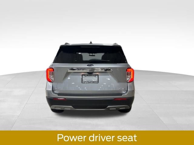 Certified 2022 Ford Explorer XLT w/ Equipment Group 202A image 4