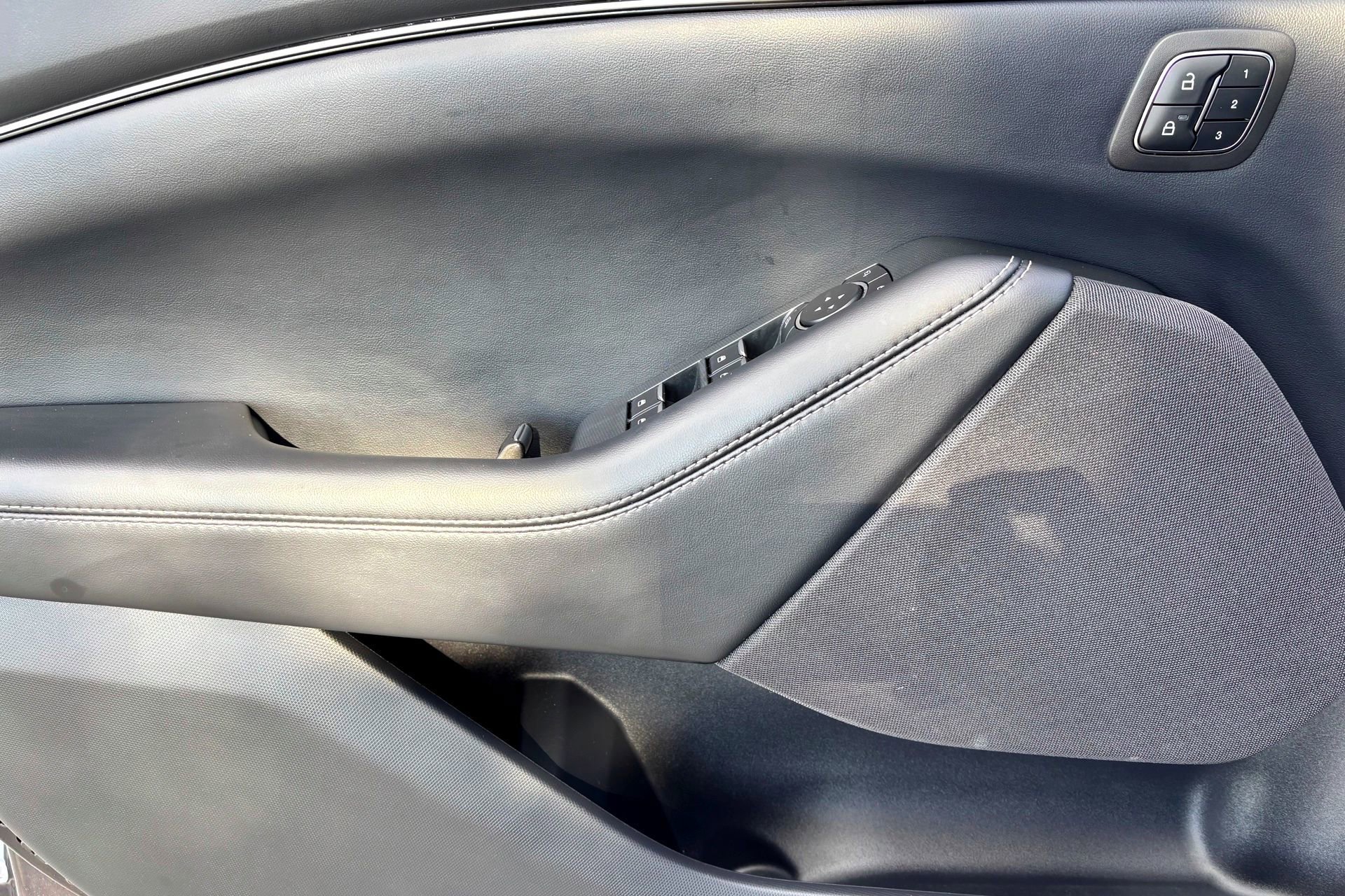 Certified 2022 Ford Mustang Mach-E Select w/ Comfort/Technology Package image 19