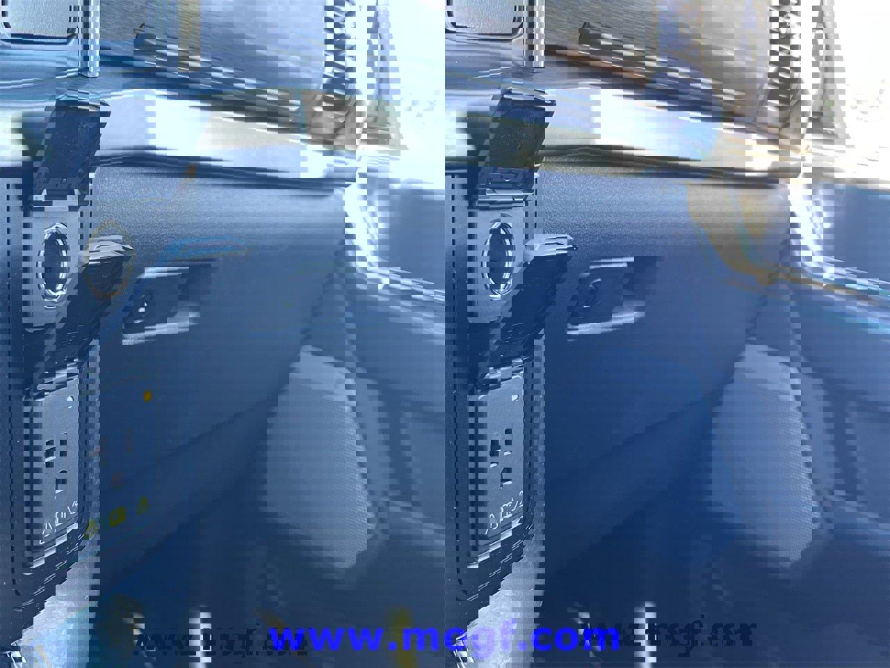 Certified 2023 Ford F150 Lariat w/ Equipment Group 502A High image 18