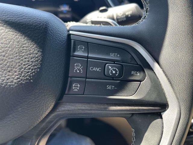 Used 2023 Jeep Grand Cherokee Limited RWD image 22