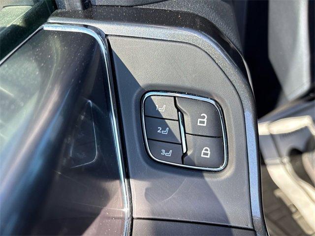 Certified 2023 Ford F150 Lariat w/ Equipment Group 502A High image 28