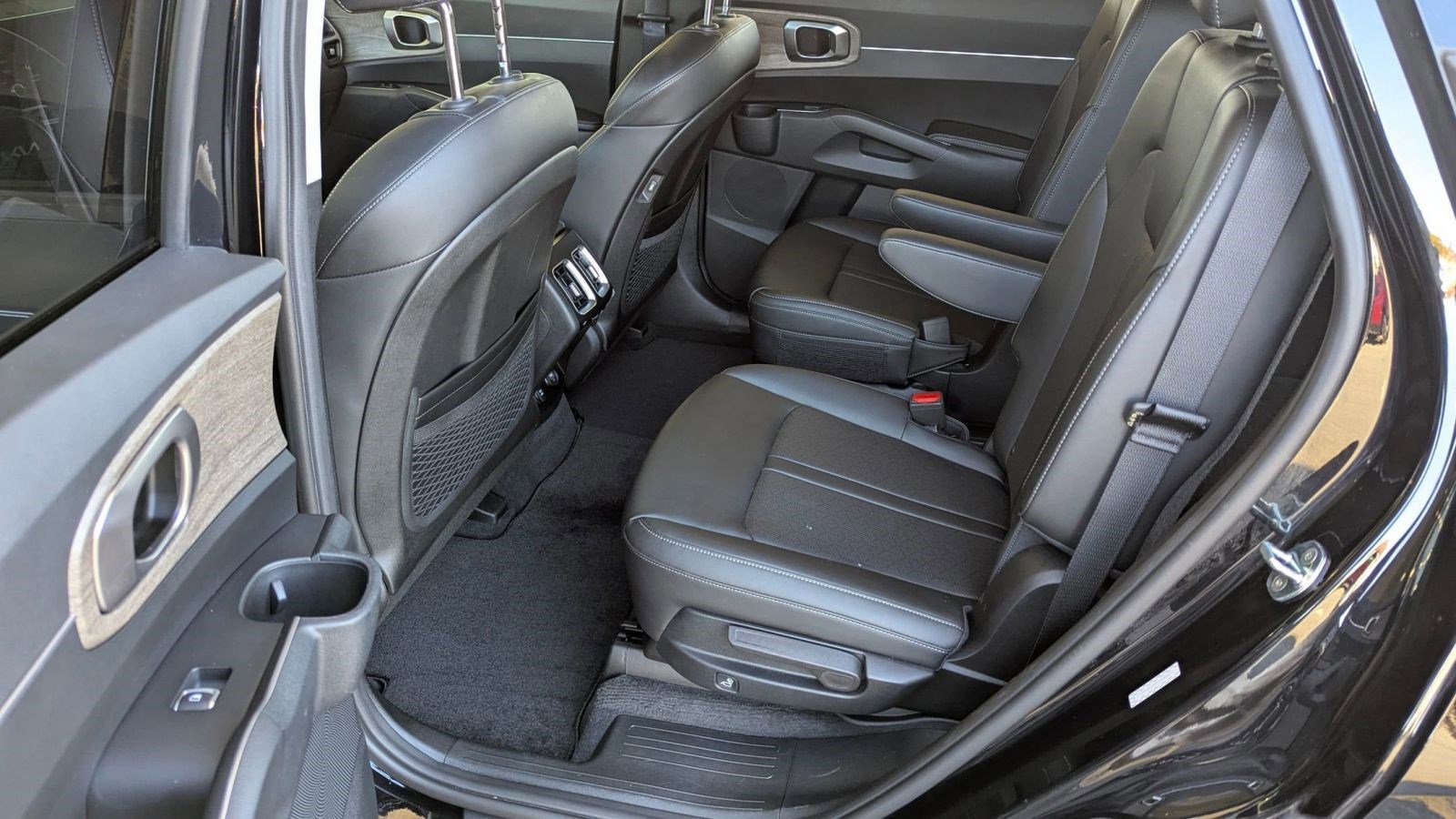 Used 2023 Kia Sorento X-Line EX image 13