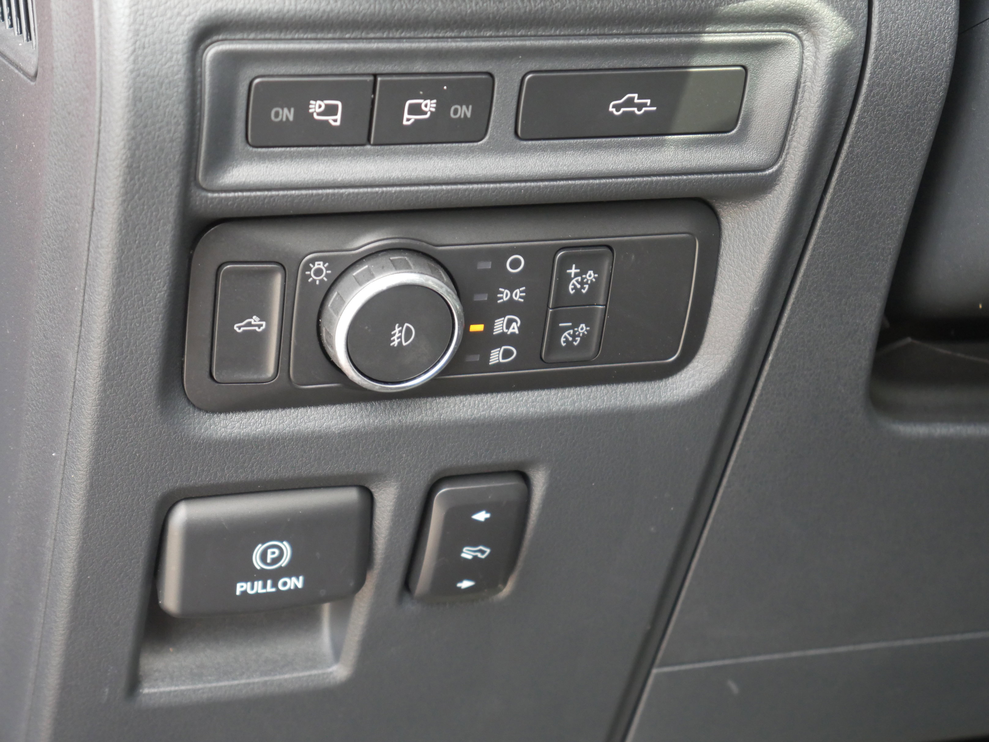 Certified 2022 Ford F150 Raptor w/ Raptor 37 Performance Package image 12