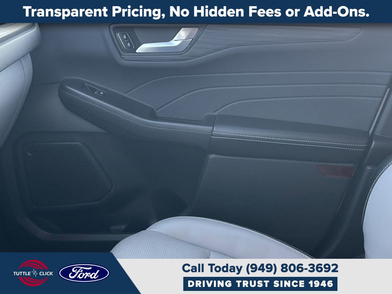 Certified 2024 Ford Escape Platinum w/ Class II Trailer Tow Package image 21