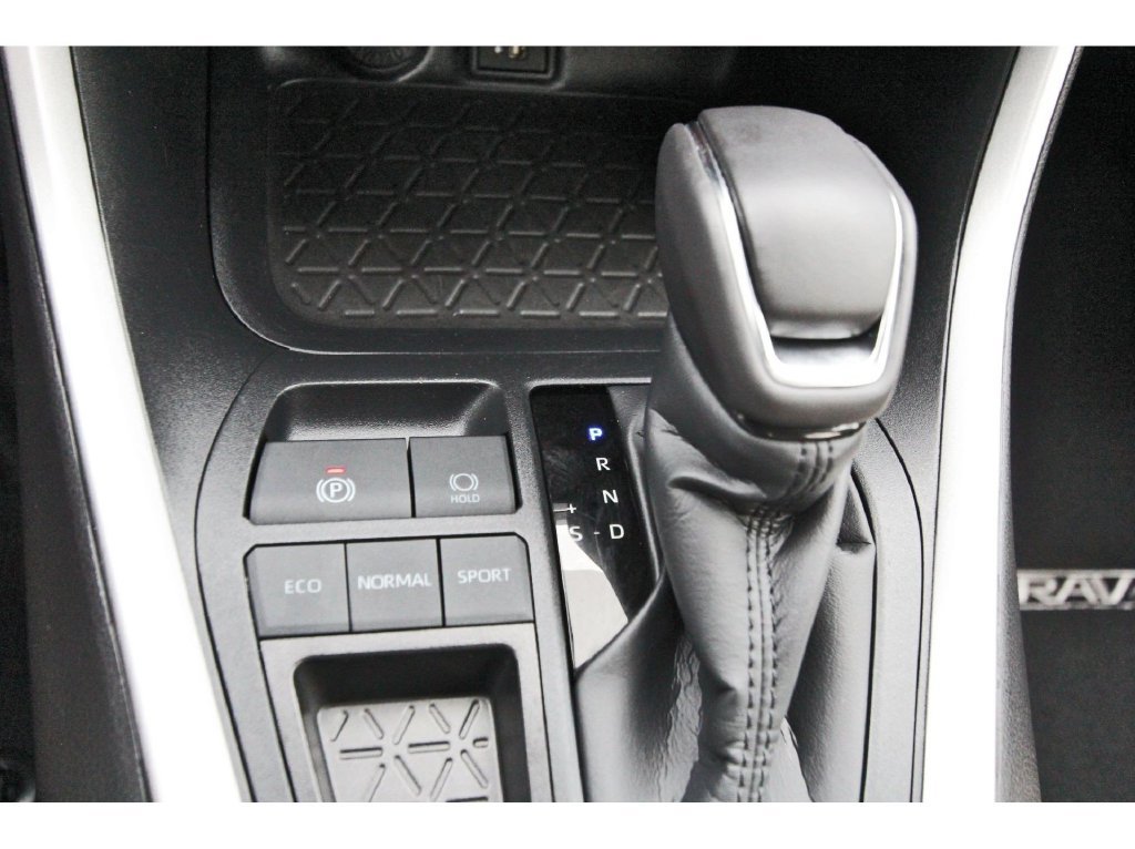 Used 2025 Toyota RAV4 XLE Premium w/ Blackout Package (GST) FWD image 28